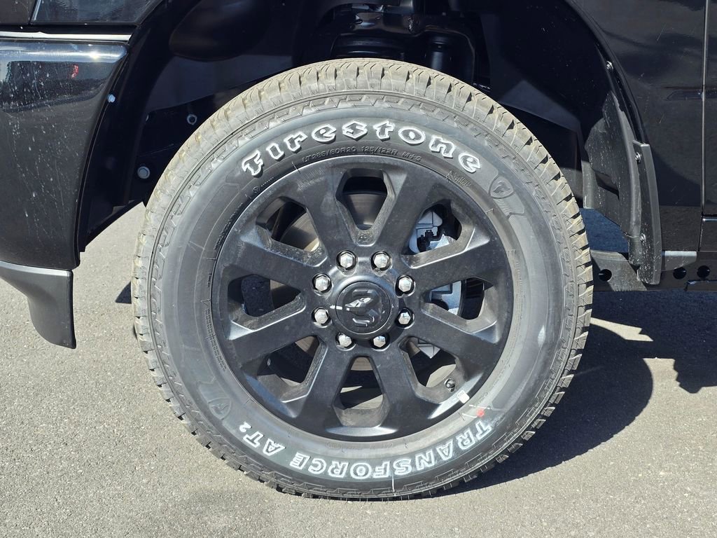 New 2026 RAM 3500 Big Horn AWD/4WD image 8