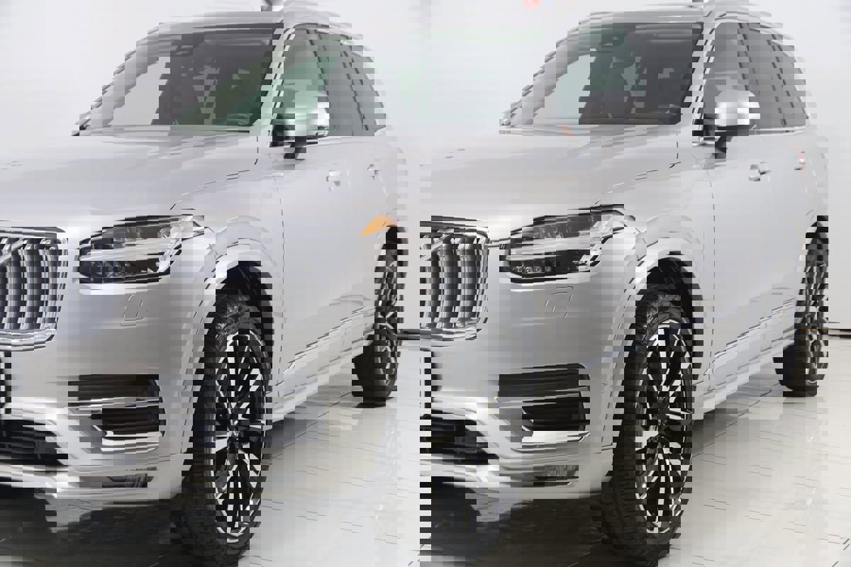 Used 2024 Volvo XC90 B5 Plus image 59