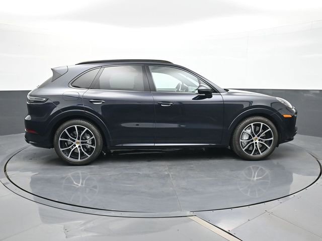 Certified 2021 Porsche Cayenne GTS AWD/4WD image 24