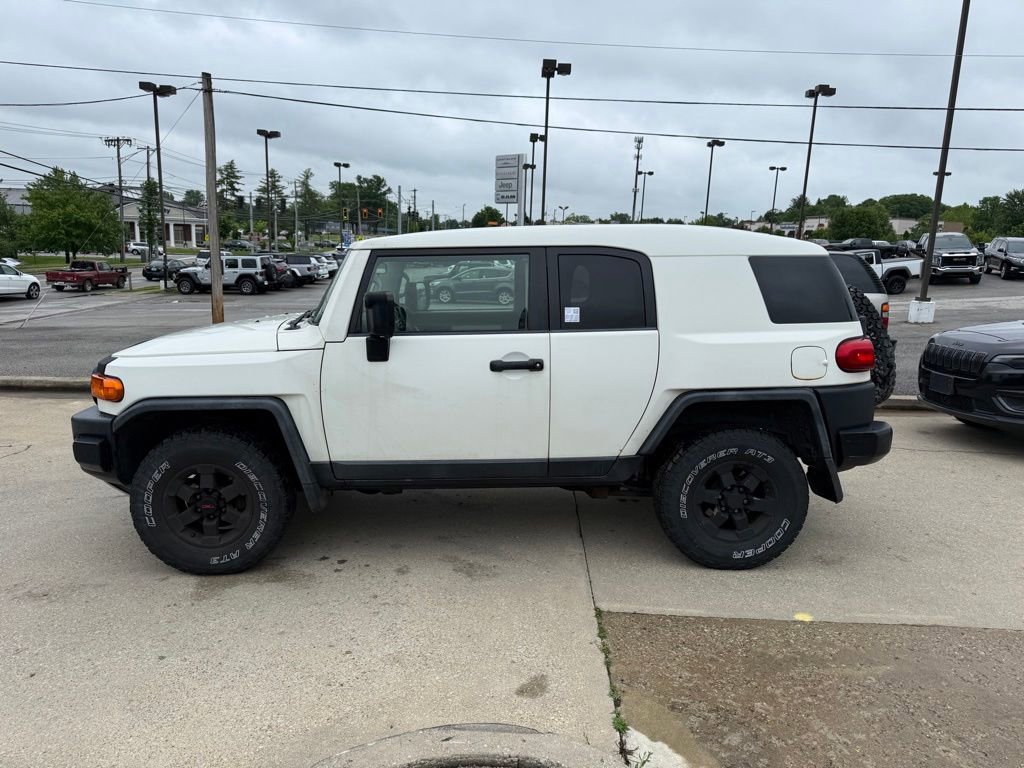 Used 2008 Toyota FJ Cruiser 4WD image 9
