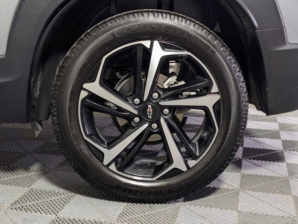 Used 2023 Chevrolet TrailBlazer RS FWD image 22