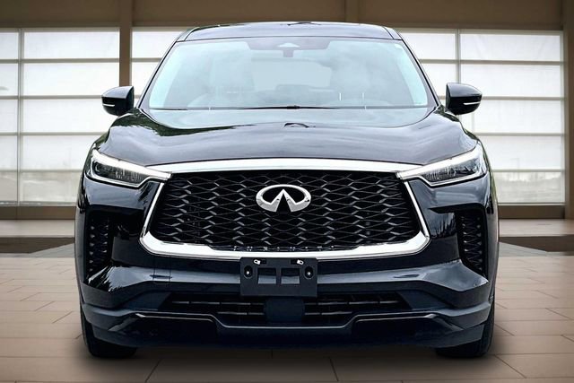 Used 2023 INFINITI QX60 Pure AWD/4WD image 3