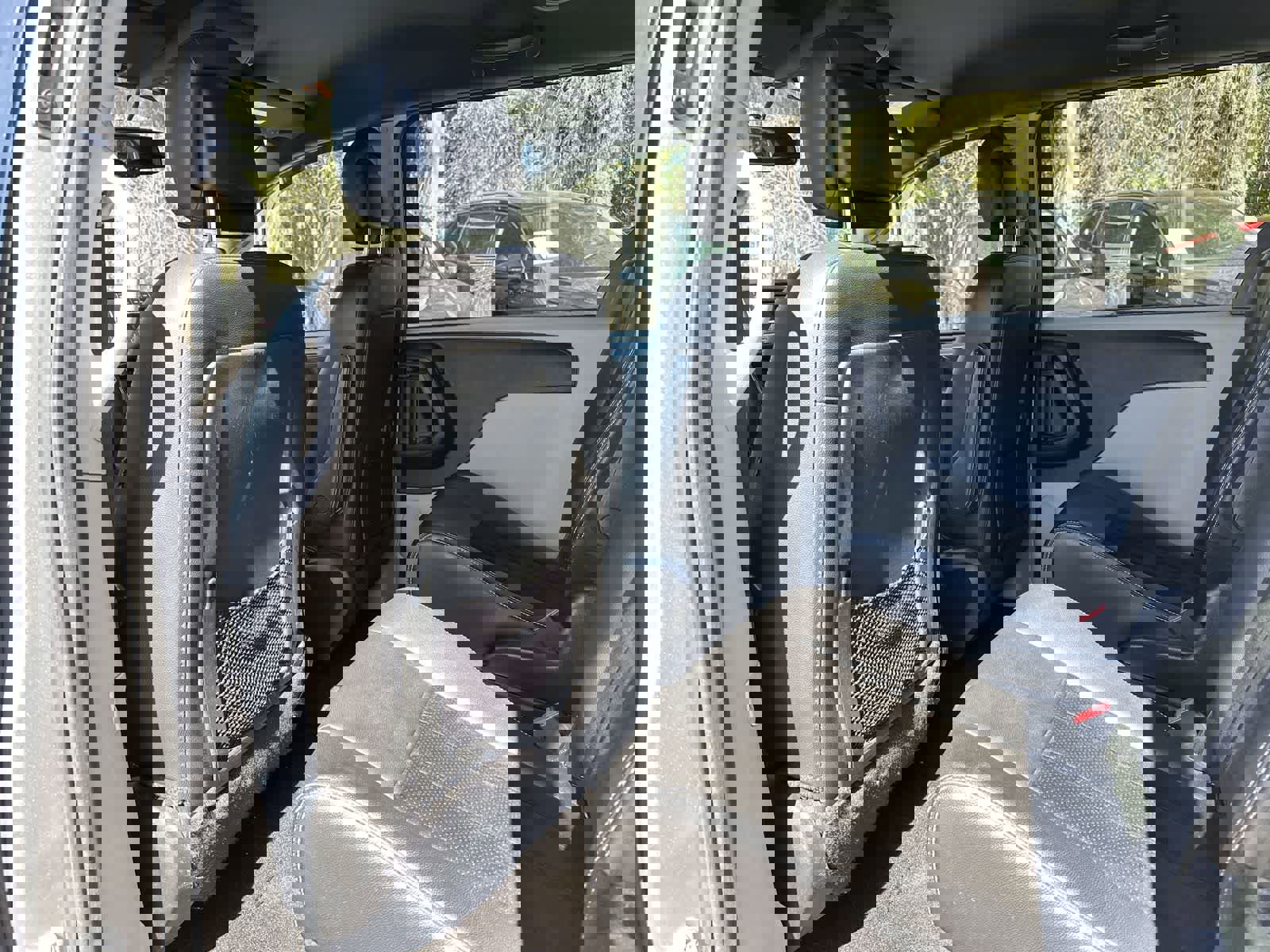 Used 2017 Dodge Grand Caravan SXT image 12