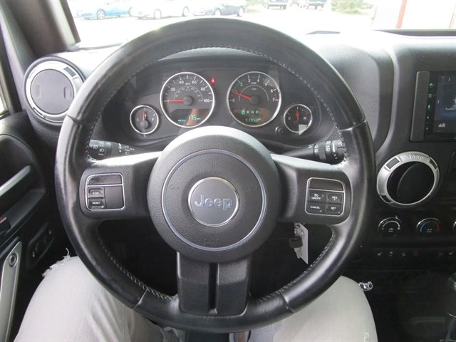 Used 2016 Jeep Wrangler Sahara w/ Dual Top Group image 18