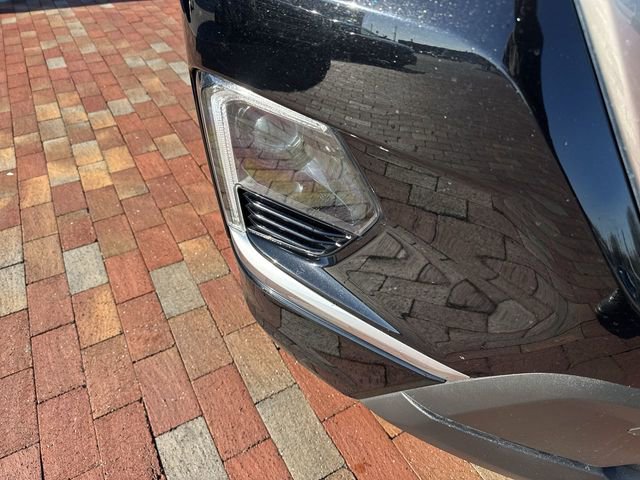 Used 2023 Chevrolet Traverse Premier image 29