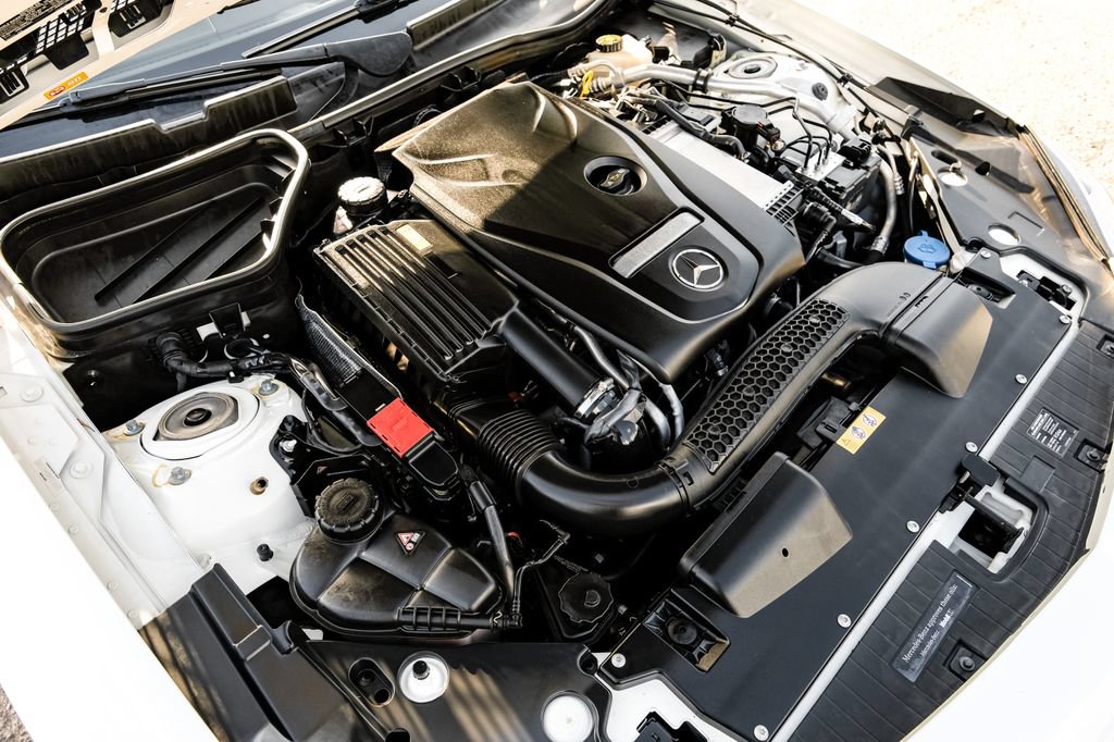 Used 2017 Mercedes-Benz SLC 300 image 44