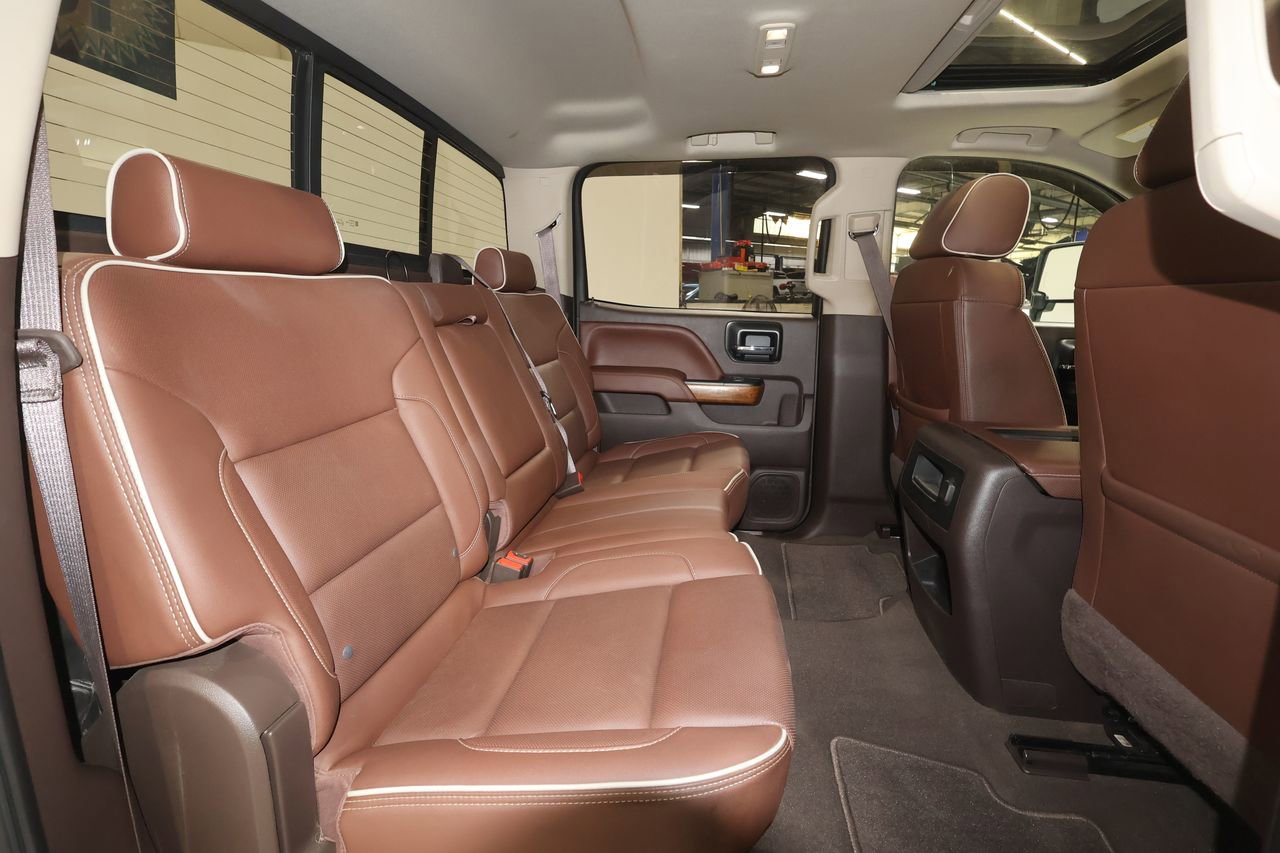 Used 2019 Chevrolet Silverado 3500 High Country w/ Duramax Plus Package image 17