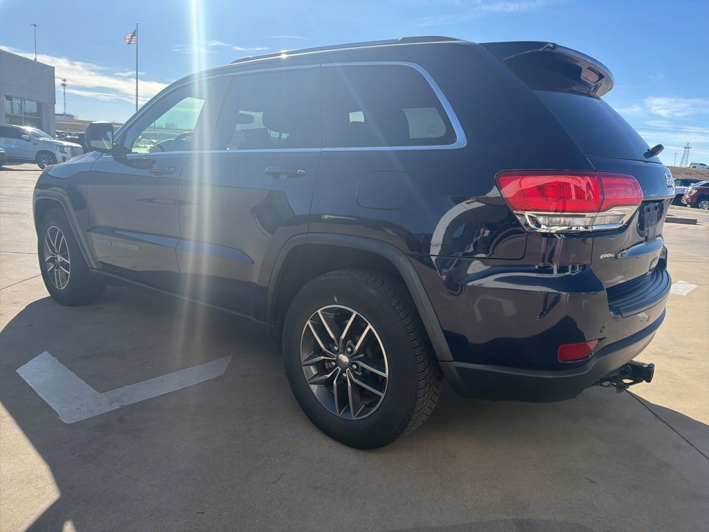 Used 2018 Jeep Grand Cherokee Laredo image 5