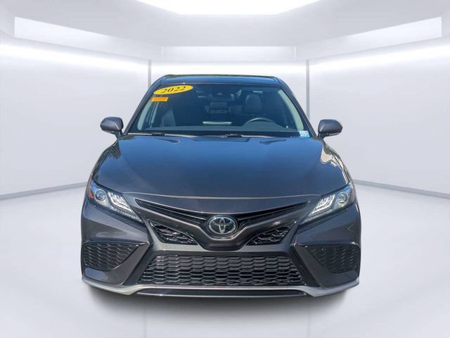 Used 2022 Toyota Camry XSE FWD image 8