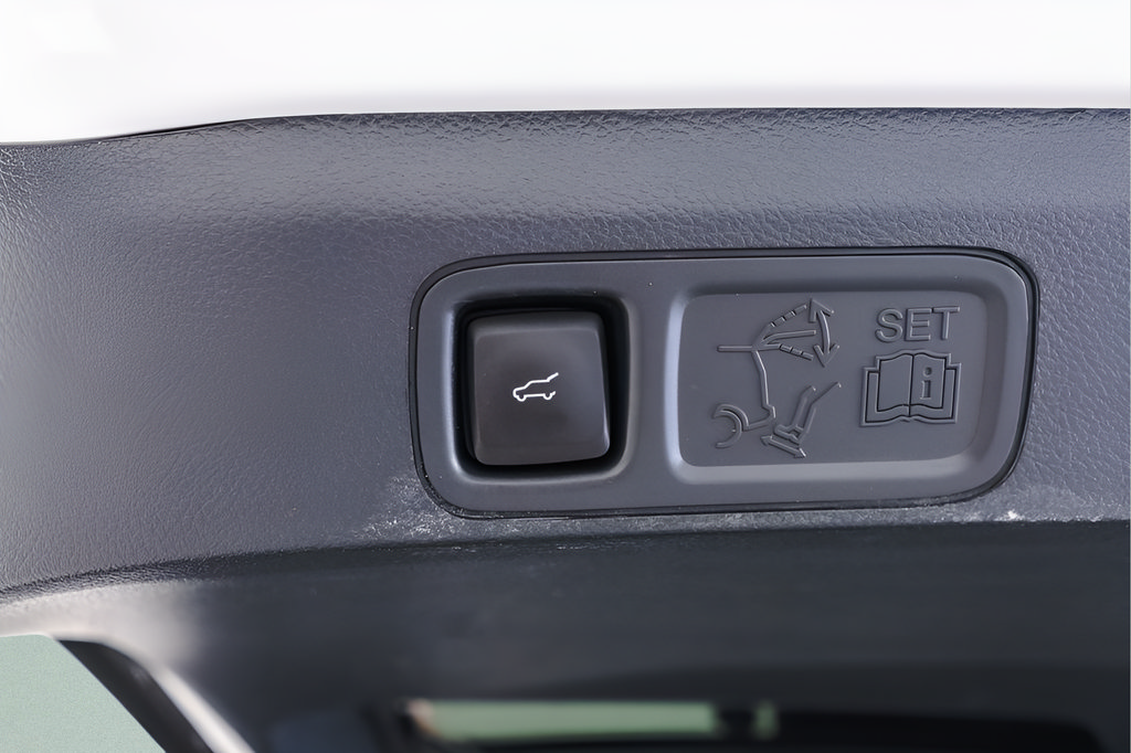 Used 2023 Lincoln Navigator Reserve AWD/4WD image 46