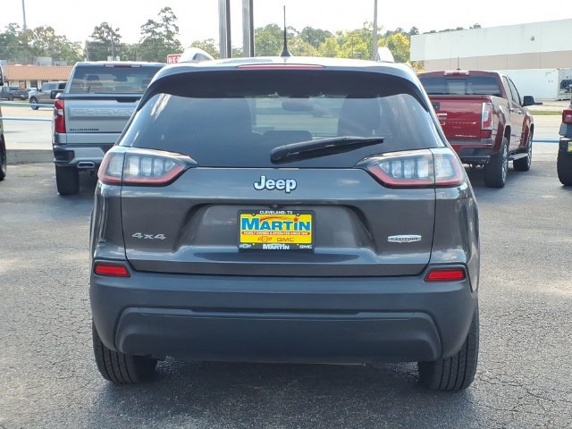 Used 2019 Jeep Cherokee Latitude Plus w/ Comfort/Convenience Group AWD/4WD image 6