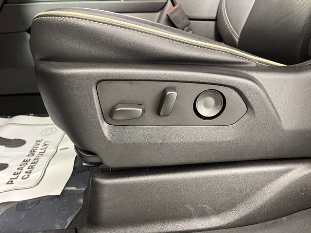 Used 2024 Chevrolet Tahoe Premier RWD image 33