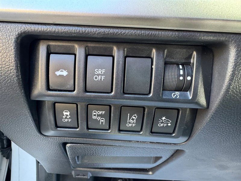 Used 2016 Subaru Legacy 3.6R Limited image 21