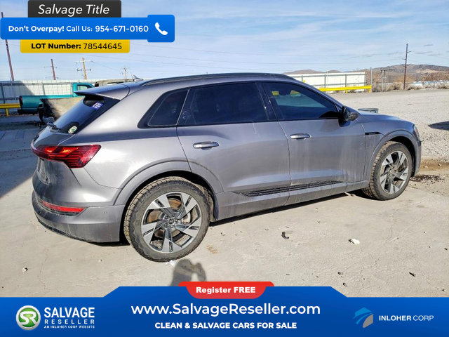 Used 2022 Audi e-tron Premium w/ Convenience Plus Package image 4