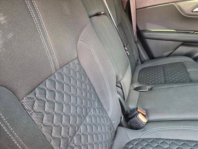 Used 2019 Chevrolet Blazer LT FWD image 17