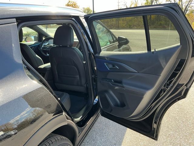 New 2026 Chevrolet Equinox EV LT image 15