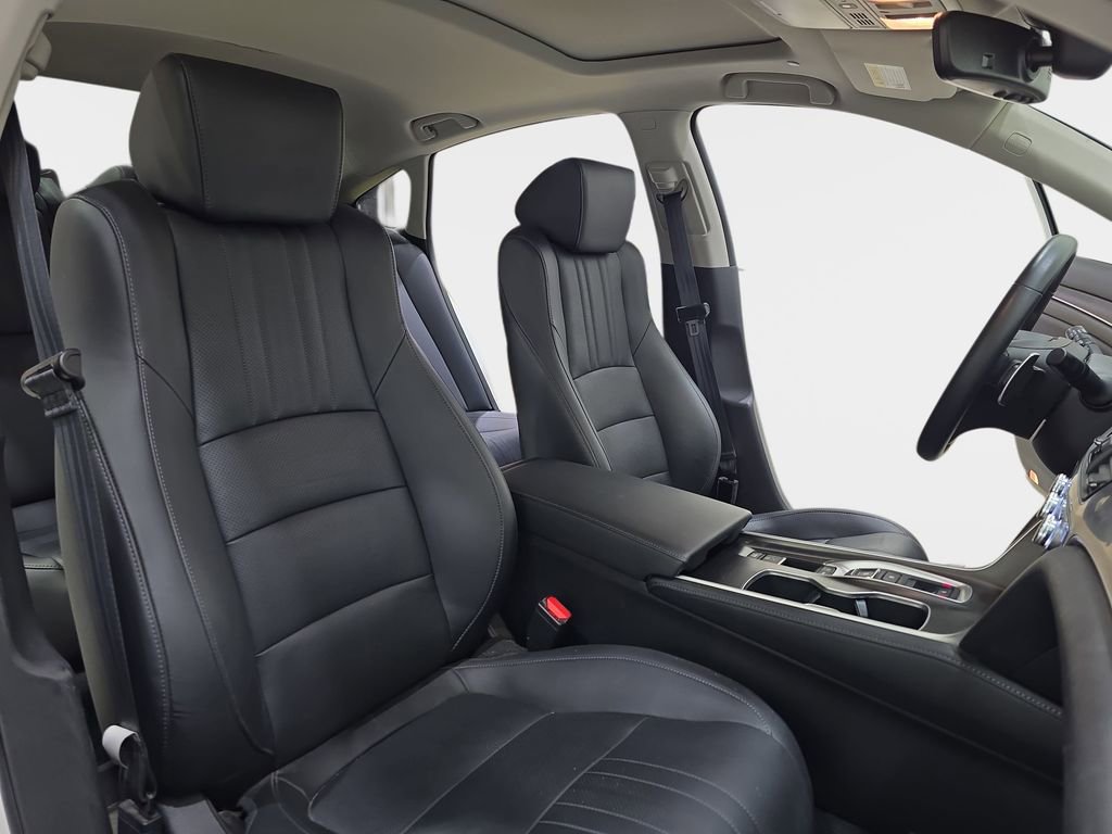 Used 2022 Honda Accord Touring image 12