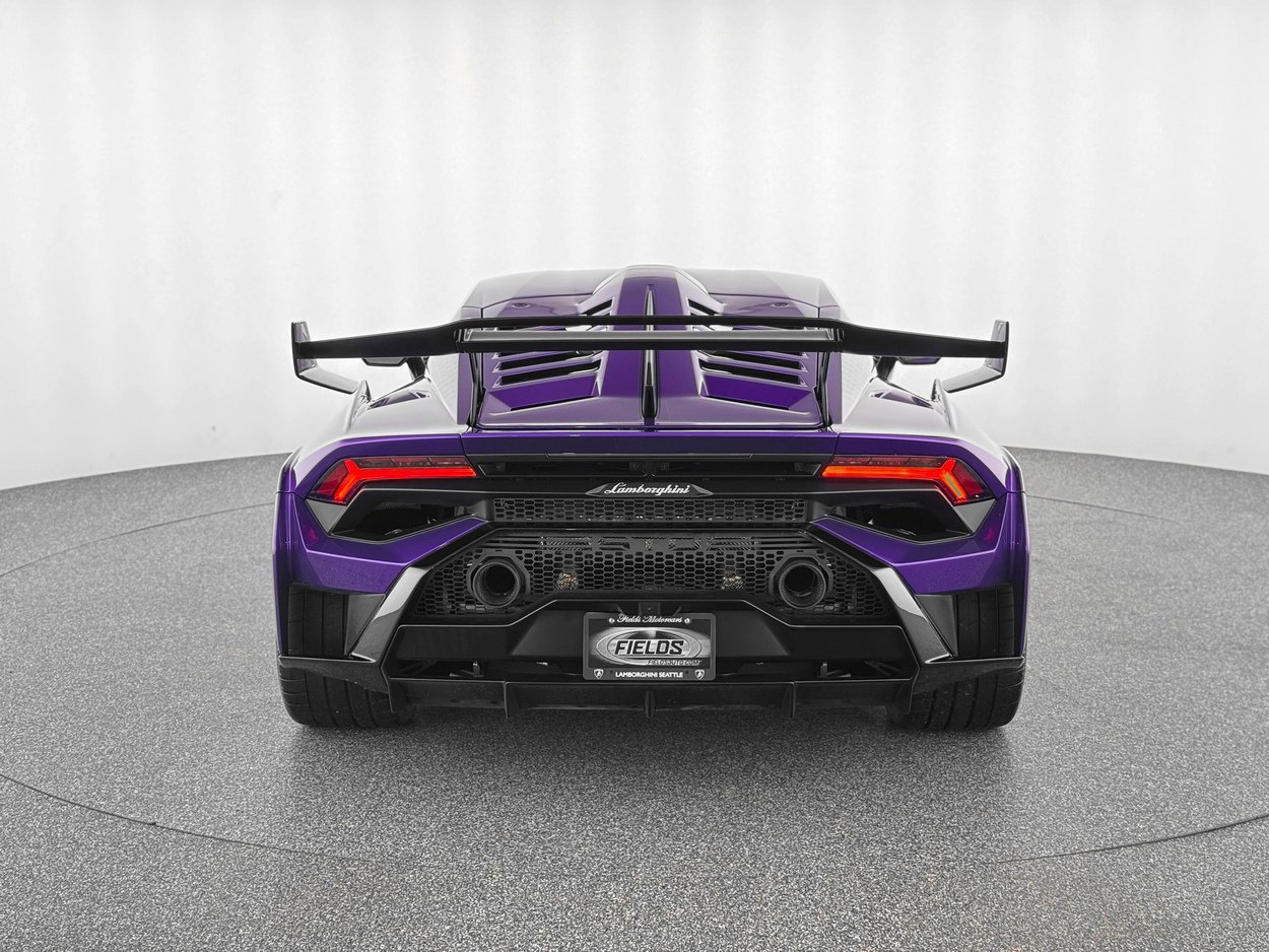 Used 2023 Lamborghini Huracan STO image 4