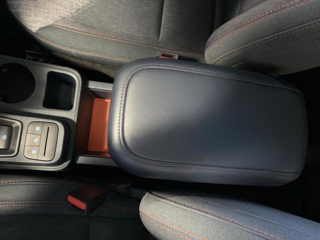 Used 2024 Ford Maverick XLT image 17