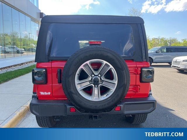 Used 2021 Jeep Wrangler Unlimited Sahara w/ Cold Weather Group AWD/4WD image 8