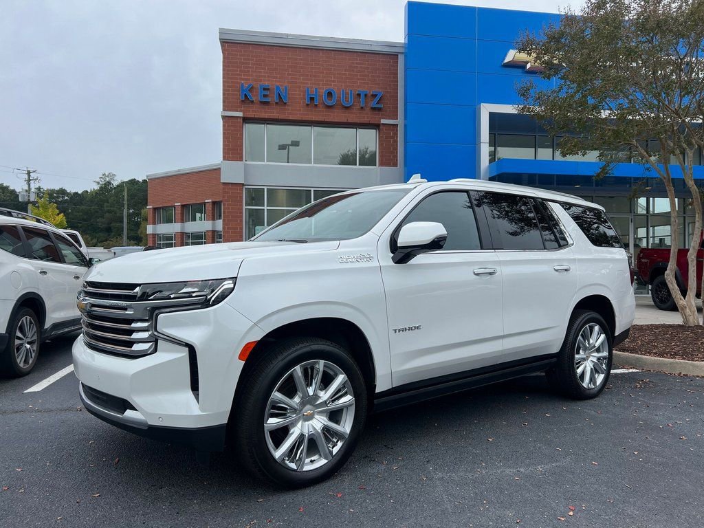 Used 2024 Chevrolet Tahoe High Country w/ Premium Package AWD/4WD image 1