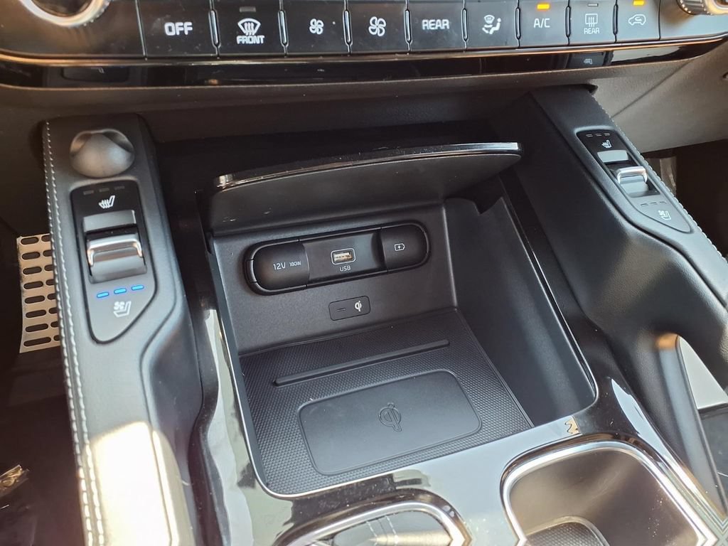 Used 2022 Kia Telluride SX w/ SX Prestige Package AWD/4WD image 10