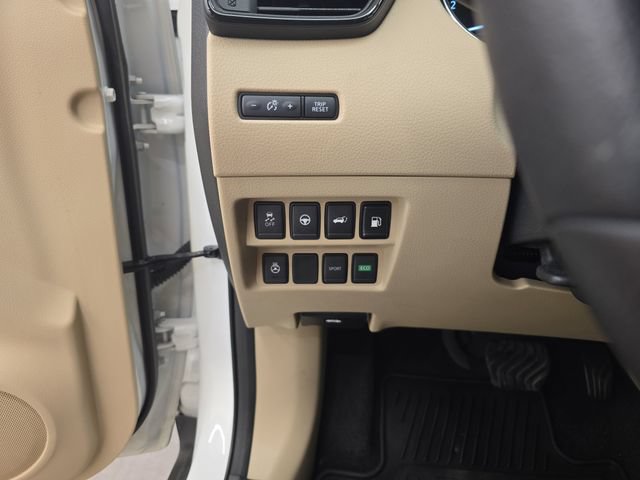 Used 2019 Nissan Rogue SL w/ Premium Package FWD image 35