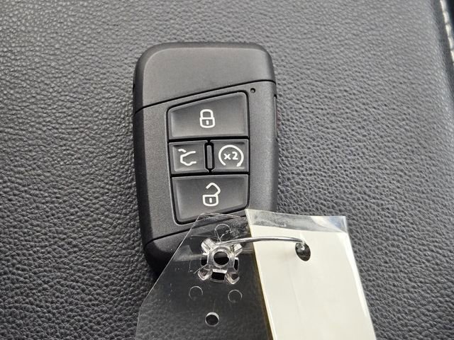 Certified 2022 Volkswagen Jetta SEL FWD image 20