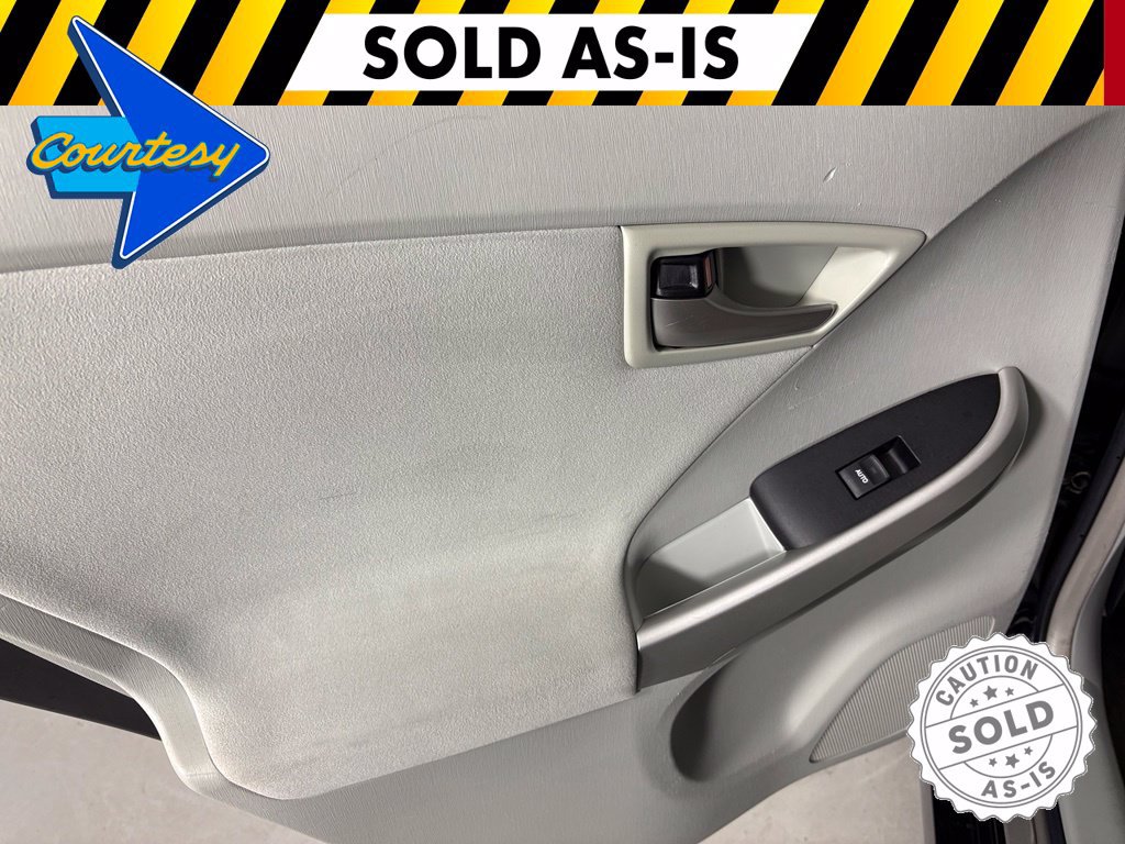 Used 2014 Toyota Prius Two w/ Preferred Accessory Package FWD image 30