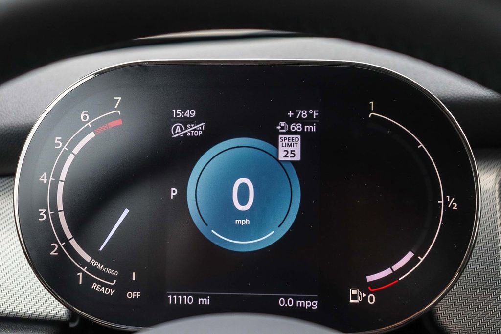 Used 2024 MINI Cooper 4-Door Hardtop image 29