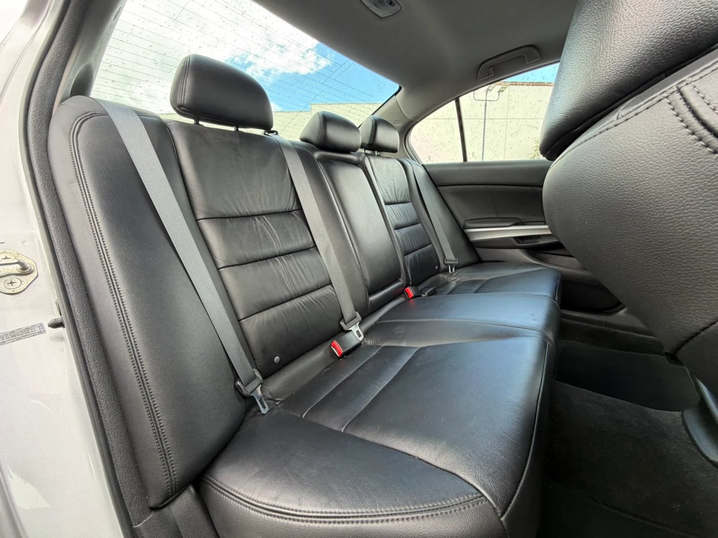 Used 2010 Honda Accord EX-L image 24