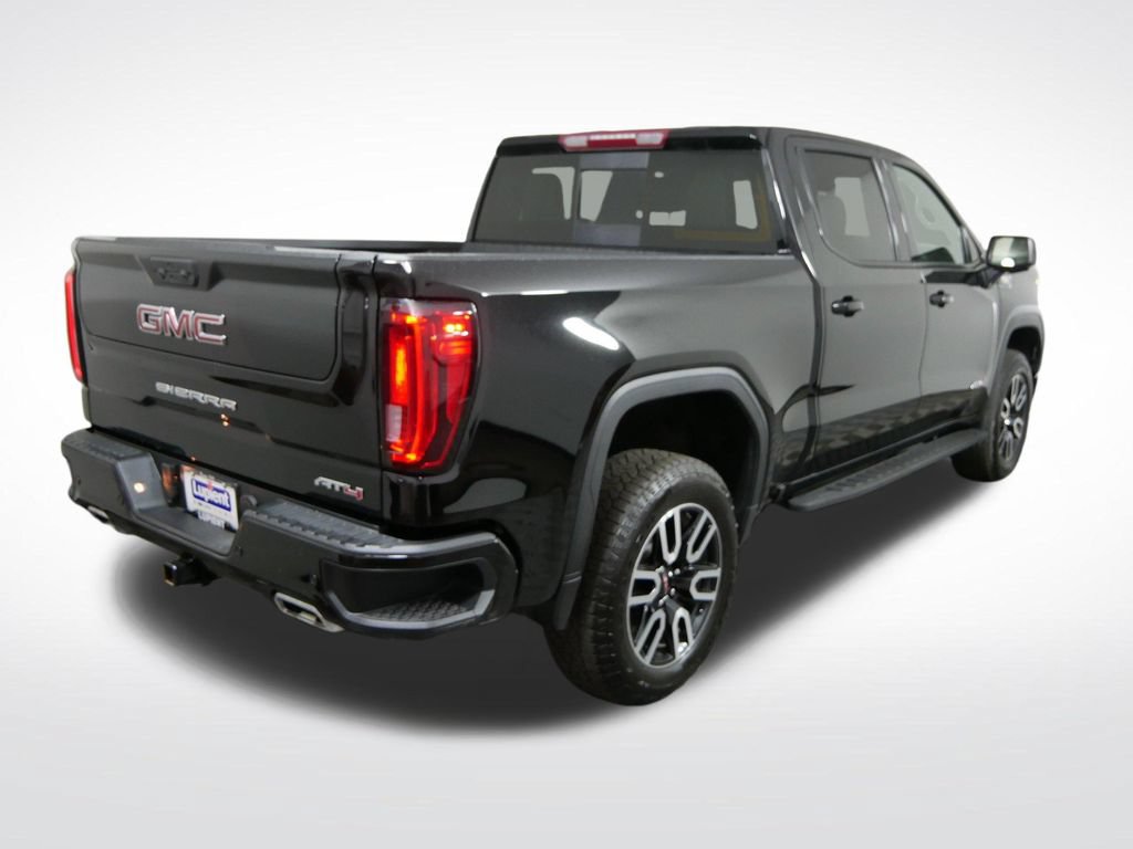 Used 2025 GMC Sierra 1500 AT4 w/ AT4 Premium Package AWD/4WD image 3