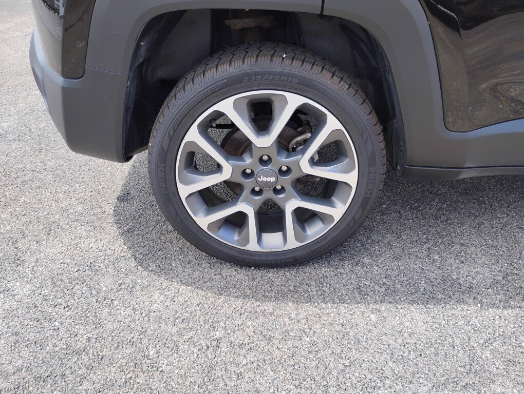 Used 2022 Jeep Renegade Limited w/ Sun, Sound & Wheels Group AWD/4WD image 25