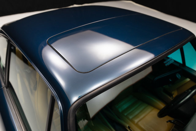 Used 1993 Porsche 911 Carrera image 29