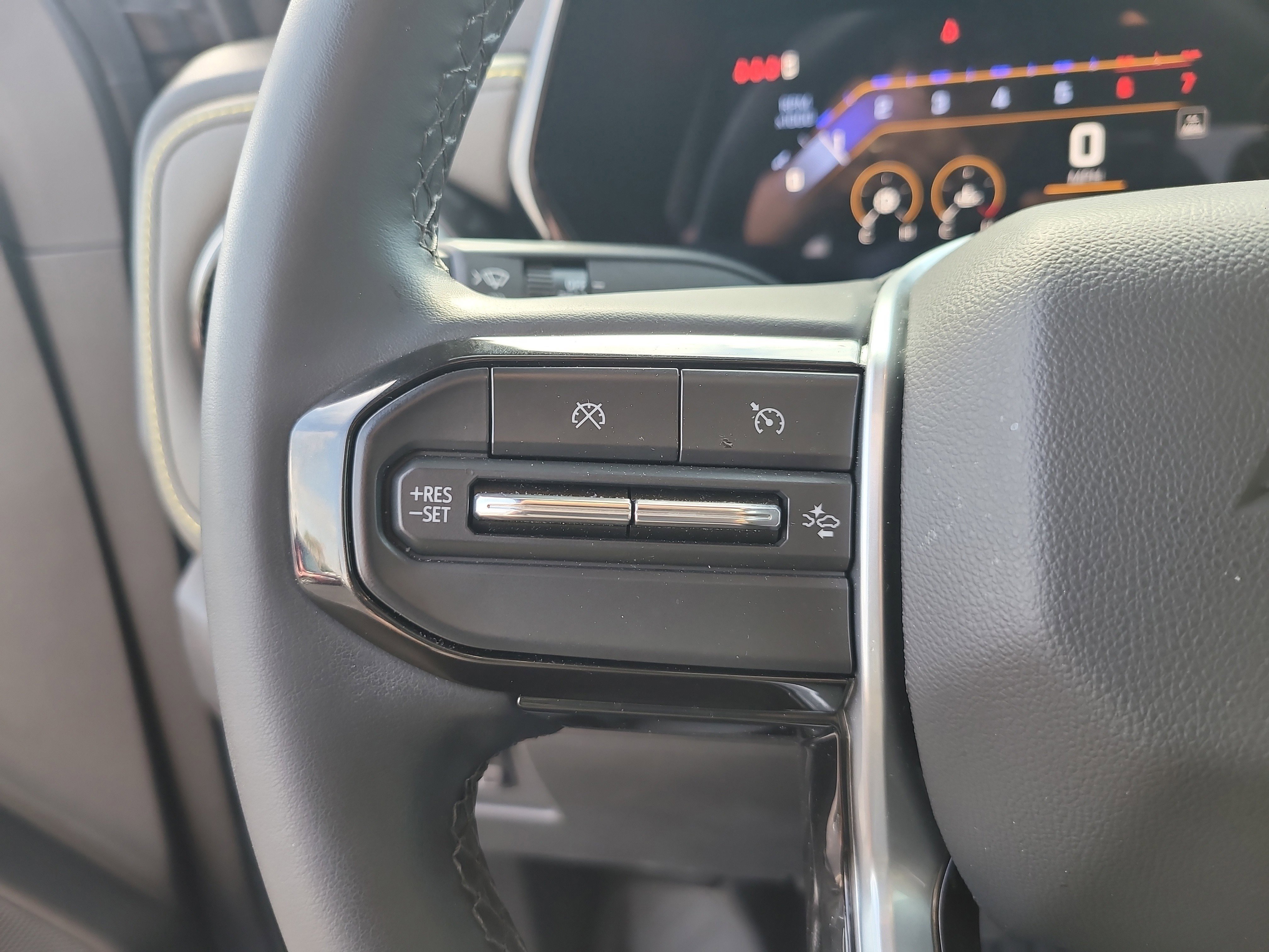 Used 2024 Chevrolet Colorado ZR2 w/ ZR2 Bison Edition image 30