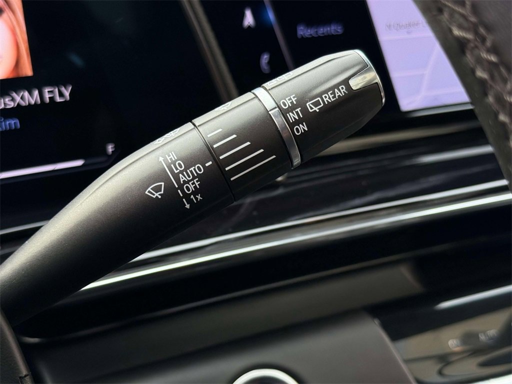 Used 2023 Cadillac Escalade V image 32