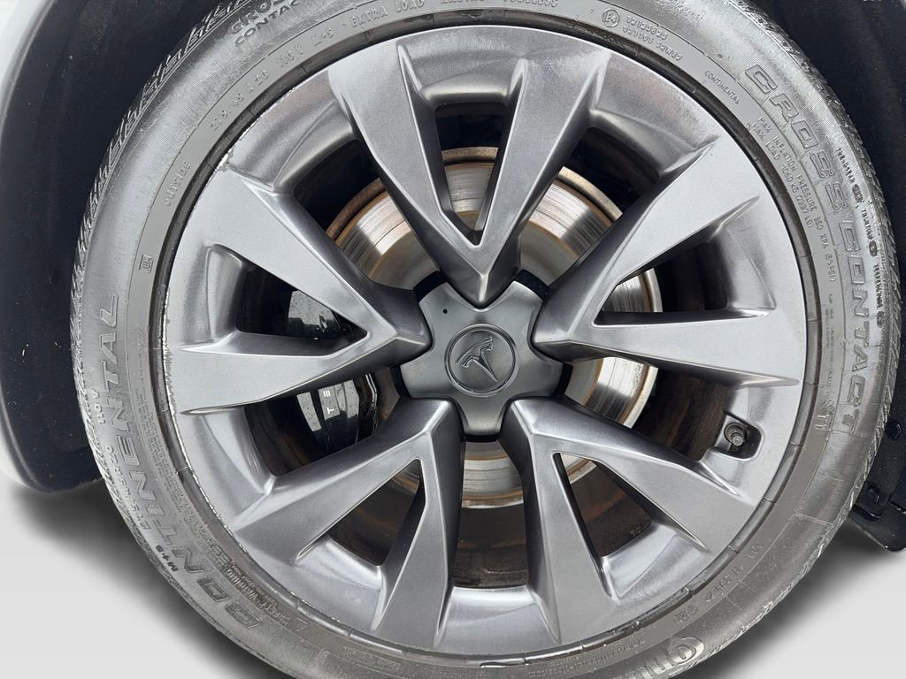 Used 2023 Tesla Model X image 52