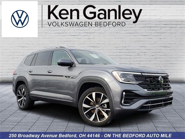 New 2025 Volkswagen Atlas SEL Premium R-Line image 1