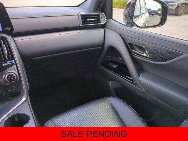 Used 2022 Lexus LX 600 4WD w/ Appearance Package image 15