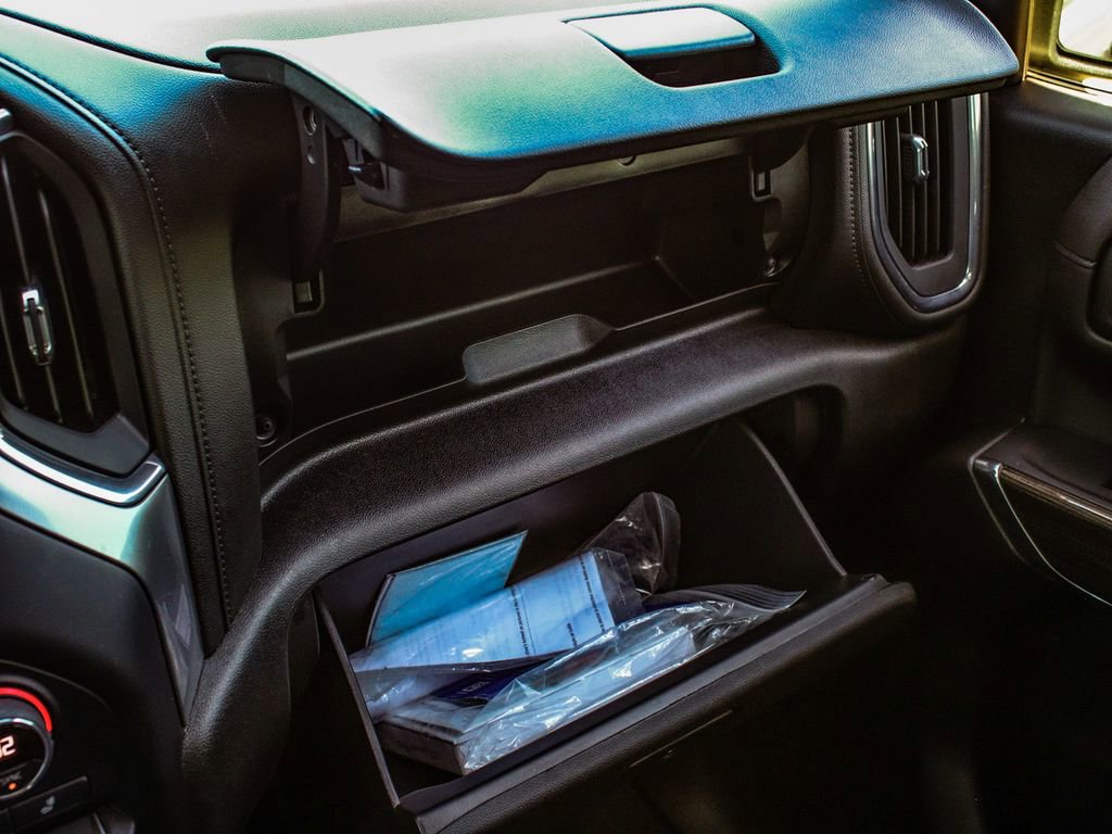 Used 2022 Chevrolet Silverado 1500 LT Trail Boss w/ Safety Package image 18