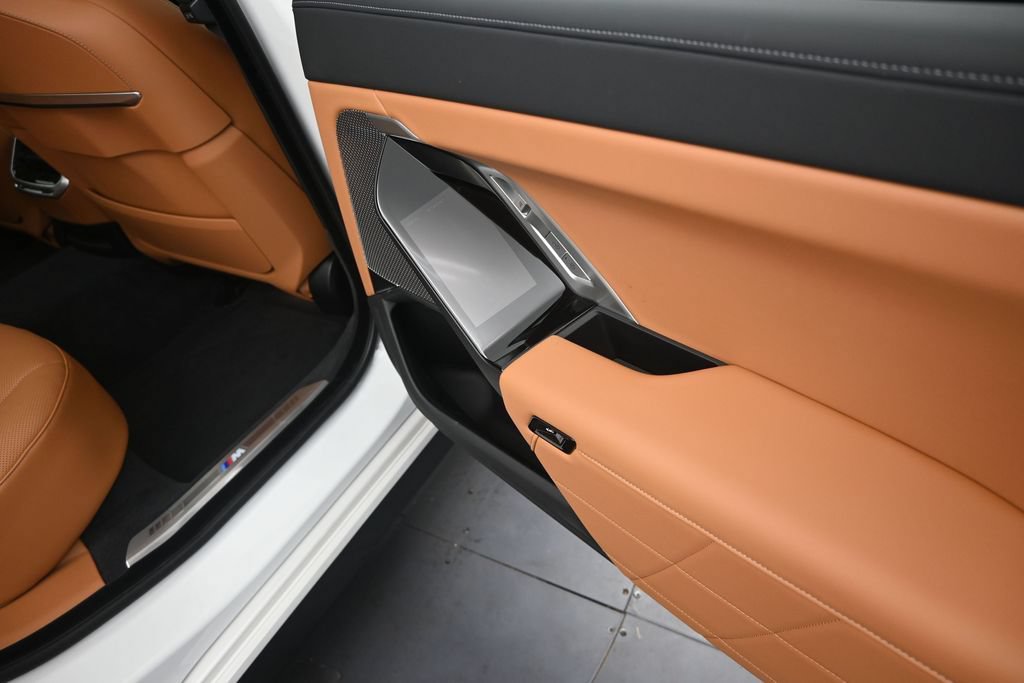 Used 2026 BMW 740i RWD image 21