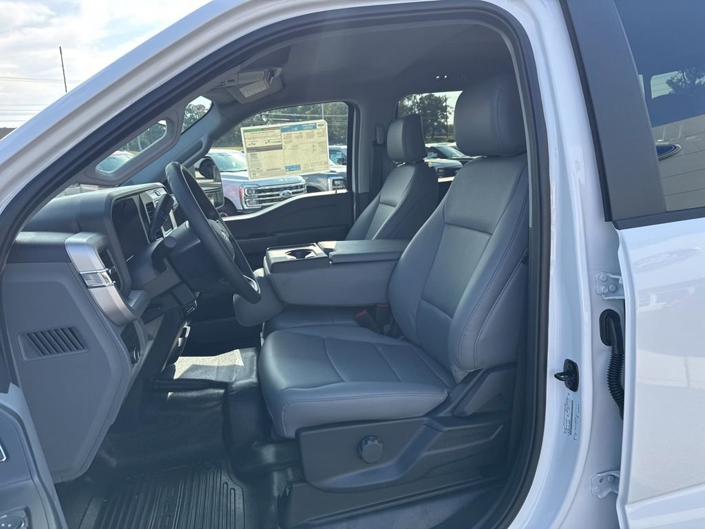 New 2026 Ford F350 XL w/ XL Chrome Package image 9