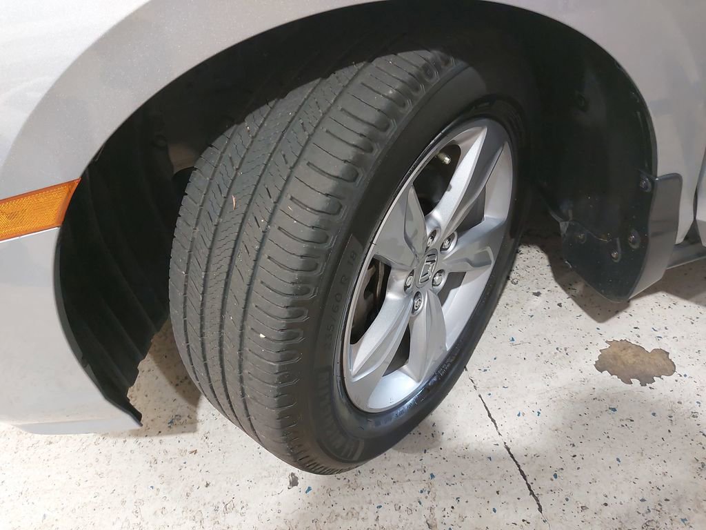 Used 2019 Honda Odyssey EX image 34