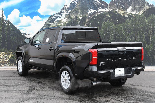 New 2025 Toyota Tacoma SR5 image 3