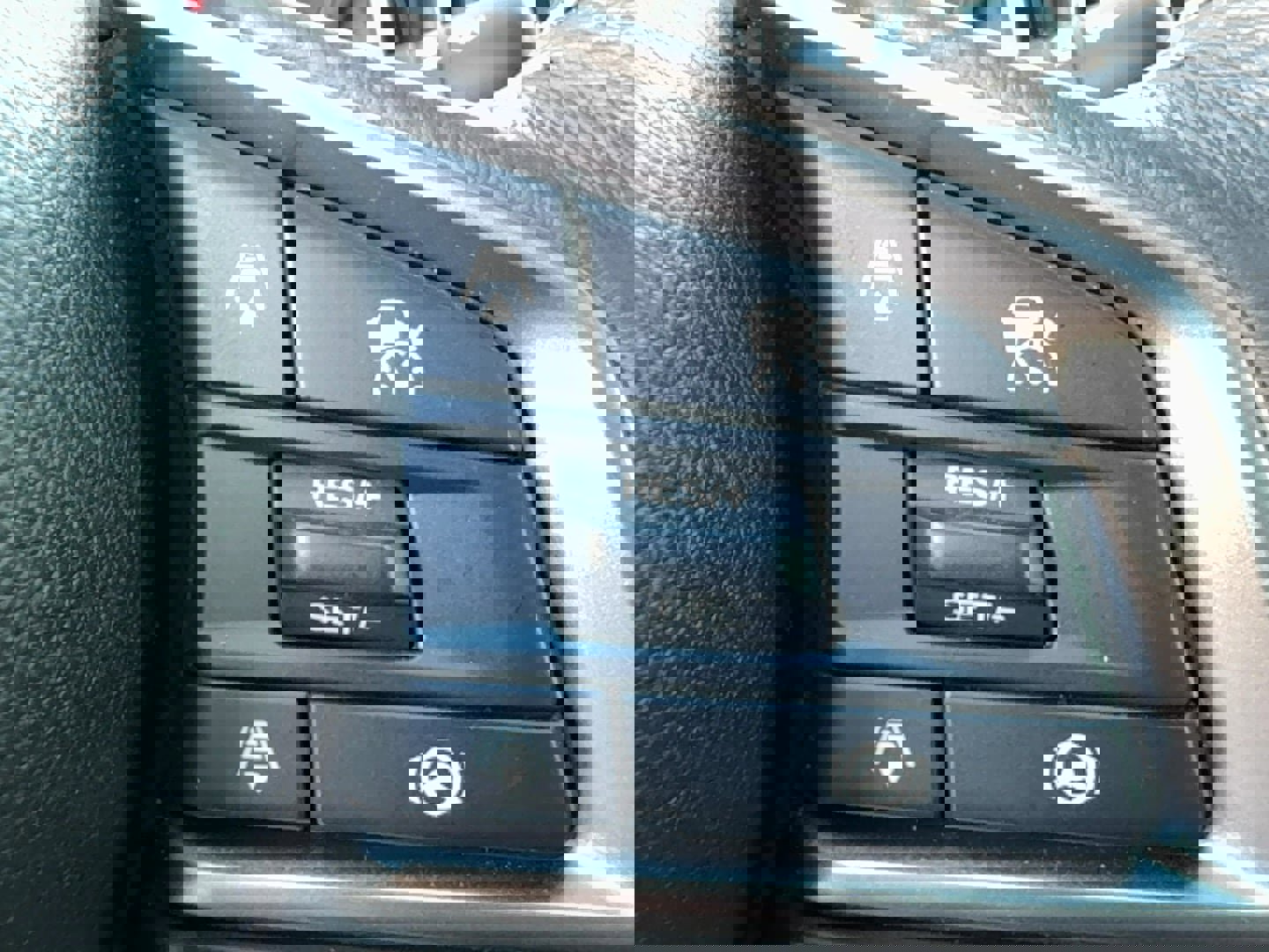 Certified 2025 Subaru Outback Limited w/ Popular Package #2 image 30