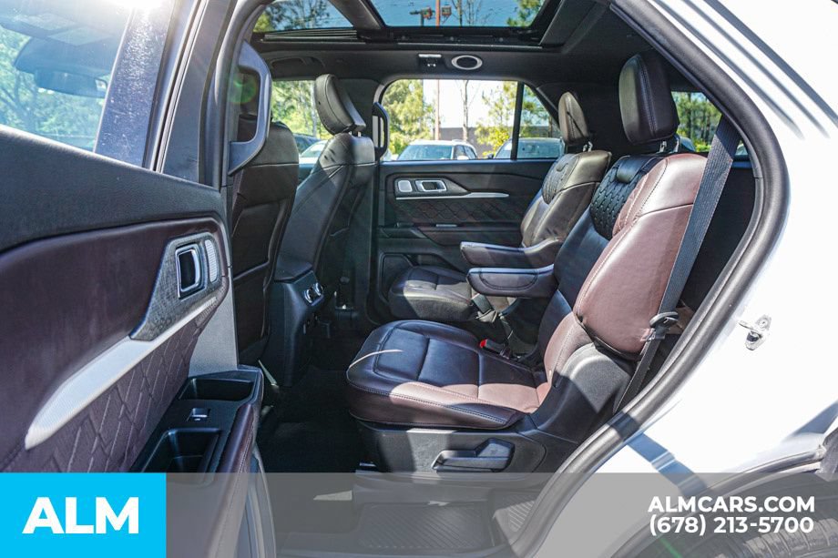 Used 2025 Ford Explorer Platinum w/ LUX Leather Package AWD/4WD image 20