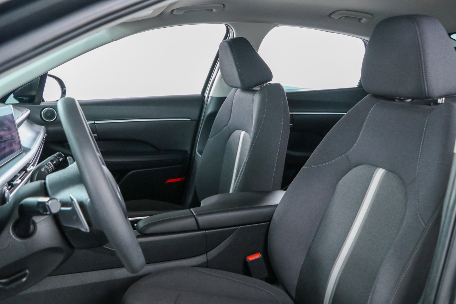 Used 2024 Hyundai Sonata SEL FWD image 23