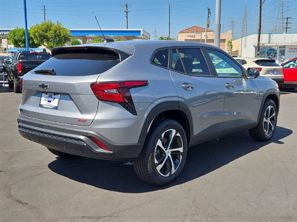 New 2026 Chevrolet Trax RS w/ Driver Confidence Package FWD image 27