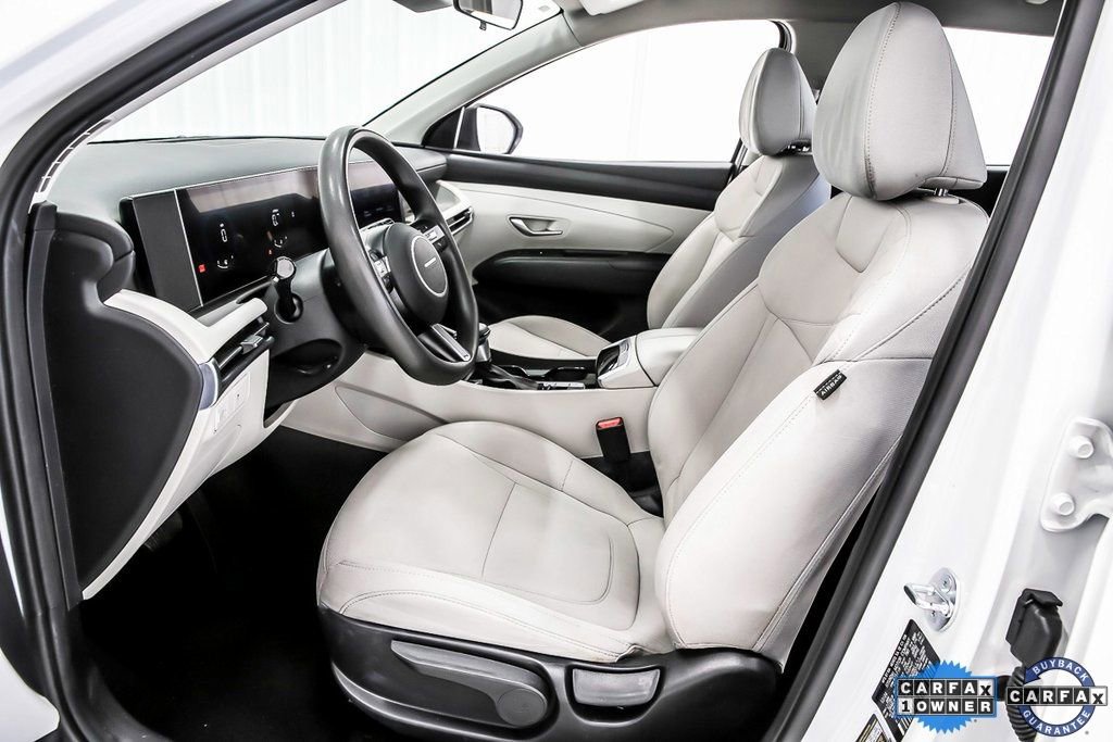 Used 2025 Hyundai Tucson SE image 26