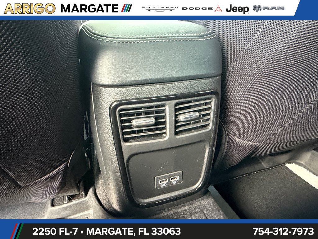 Certified 2023 Dodge Charger SXT w/ Blacktop Package RWD image 14